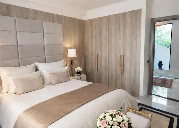 Vue Panoramique A 10 Minutes De Monaco إز