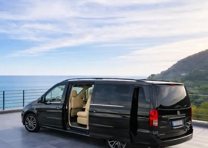 Vue Panoramique A 10 Minutes De Monaco *